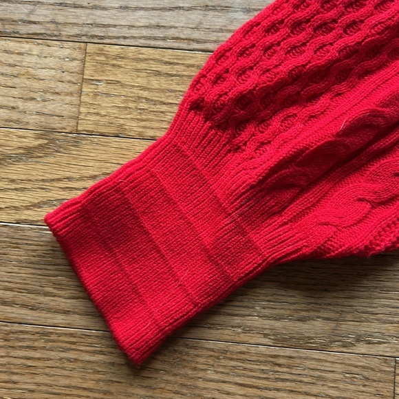 Women’s sweater size small - Picture 5 of 5